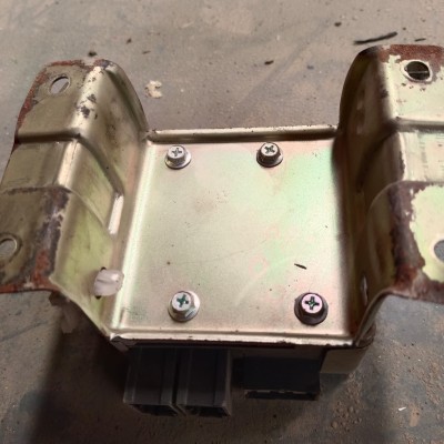 Buy New and Used Car Spare Parts