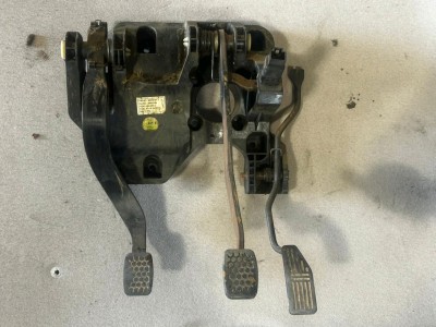 Buy New and Used Car Spare Parts