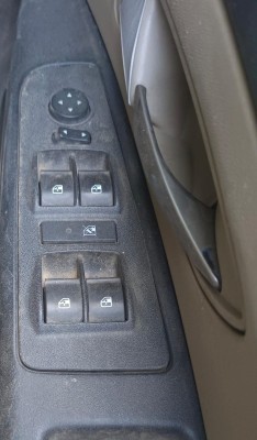 Buy New and Used Car Spare Parts