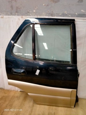 R DOOR ASSY RH